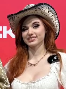 Amouranth